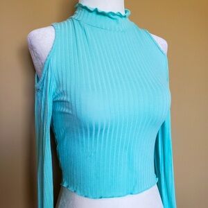 🎀 Ribbed Crop Top